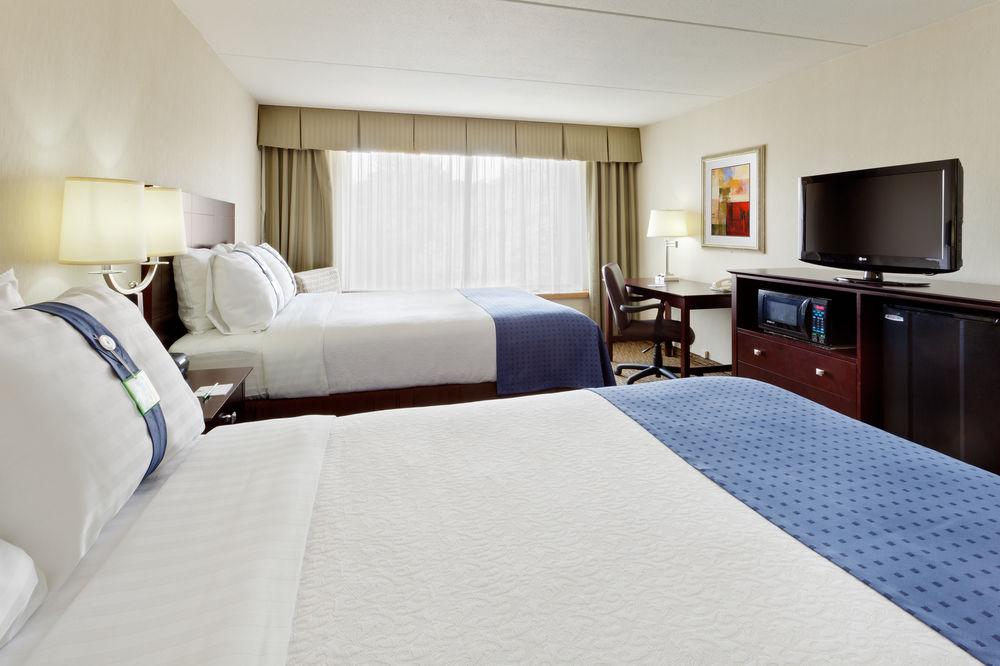 Fairfield Inn & Suites Springfield Enfield Extérieur photo