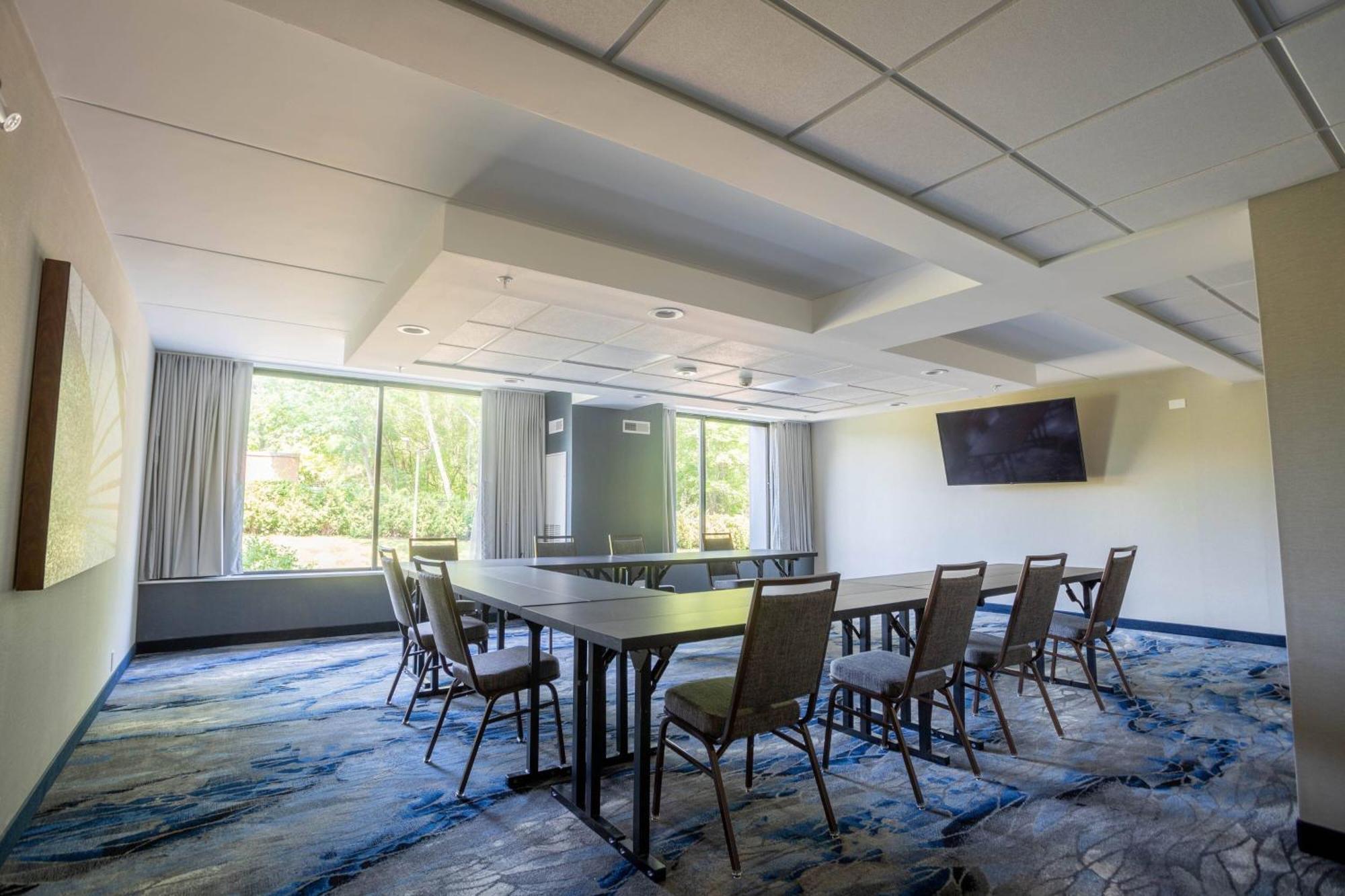 Fairfield Inn & Suites Springfield Enfield Extérieur photo