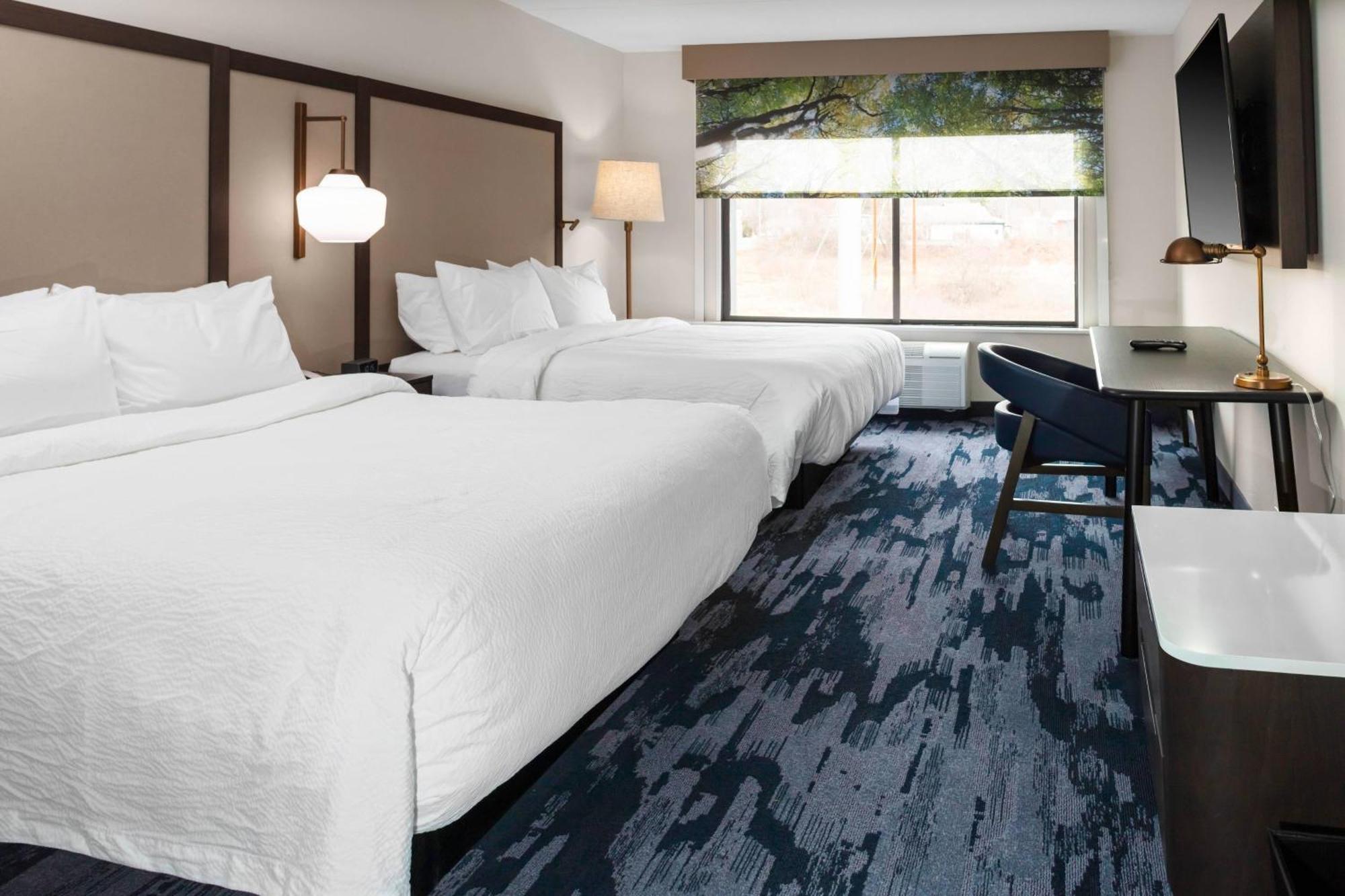 Fairfield Inn & Suites Springfield Enfield Extérieur photo